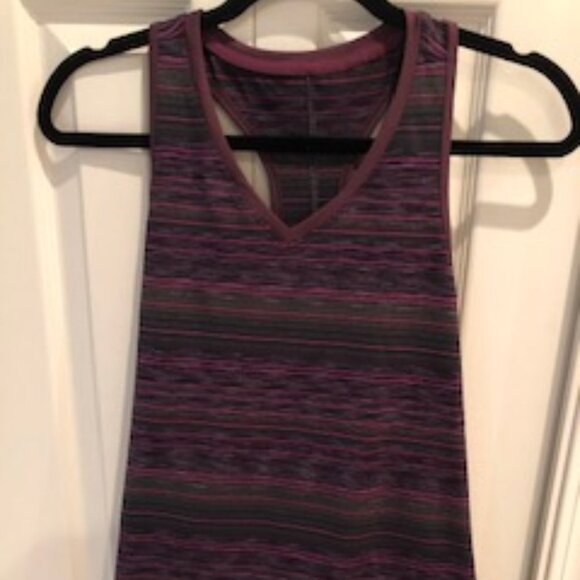 Running Room Athletic Activewear Racer Back Stripped Run Top Purple Pink Sz M - Picture 1 of 2
